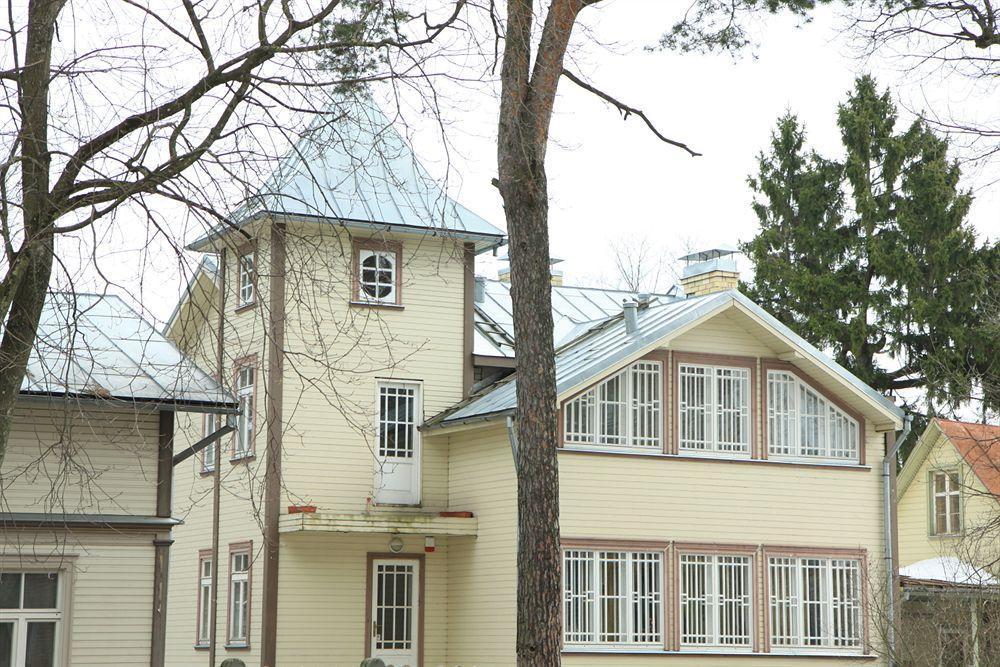 Sun Shine Apartments Jurmala Exterior photo
